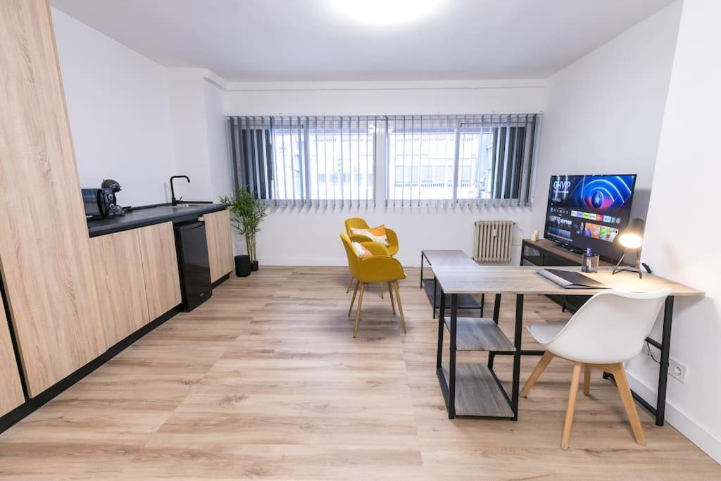 Estudio-Oficina Moderno, Centro De Jaén Buitenkant foto